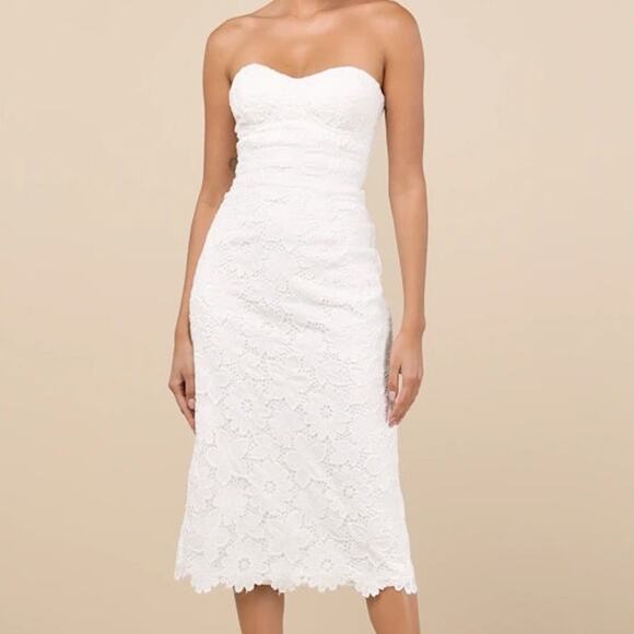 Lulus NWOT Aramis White Embroidered Lace Strapless Bustier Midi Dress Large - Picture 1 of 10
